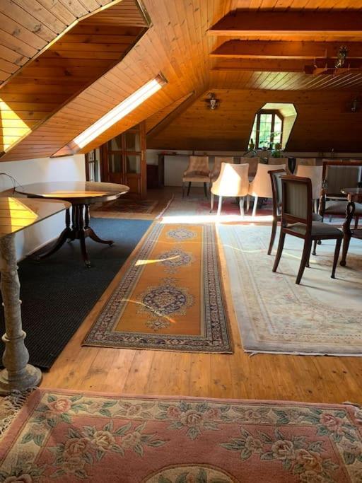 Manor House On The Danube Bend * Tahitotfalu